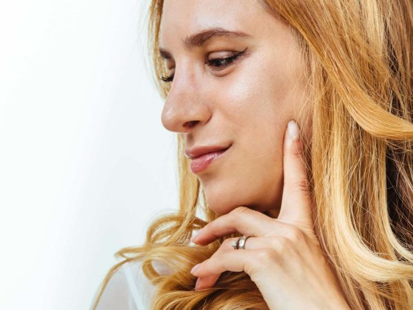 joga-obraza-podbradek-patricijacv-pomaljevanje-obraza-obrazna-vadba